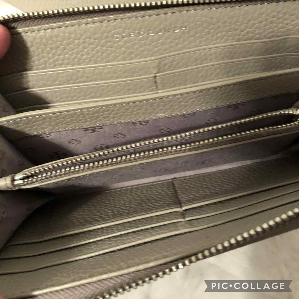 Tory Burch Crossbody Bag And Wallet Set - Picture 2 of 6